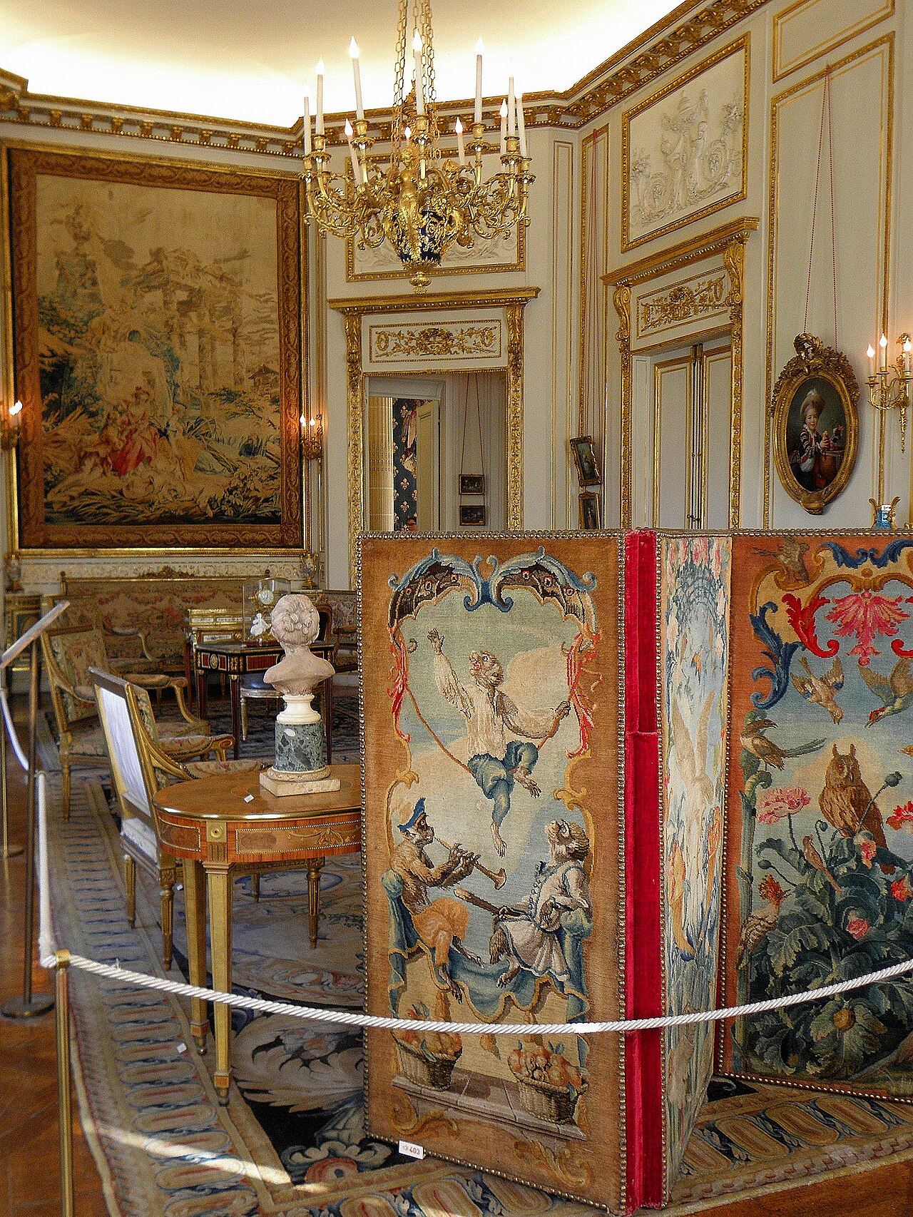Salon, paravent et tapisserie